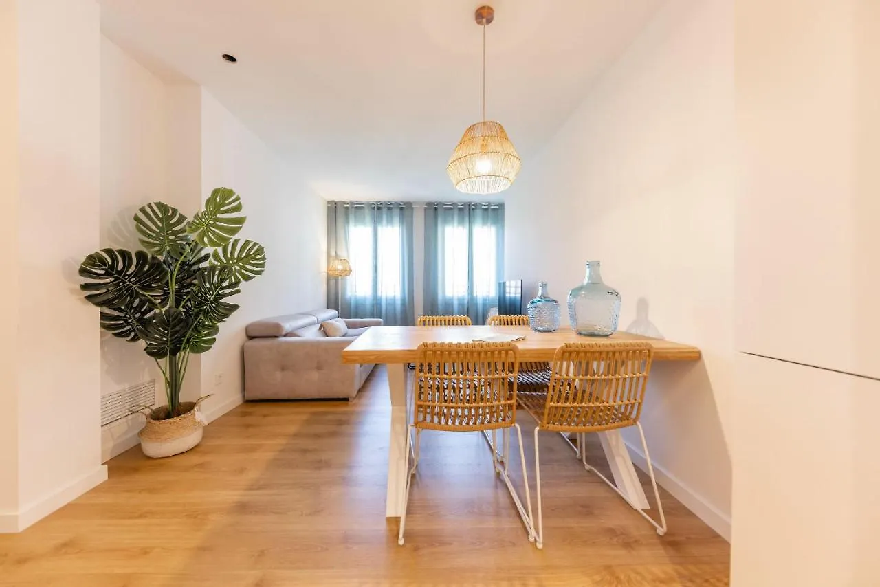 Bravissimo Gerio, 2-Bedroom Apartment Gerona Spanien
